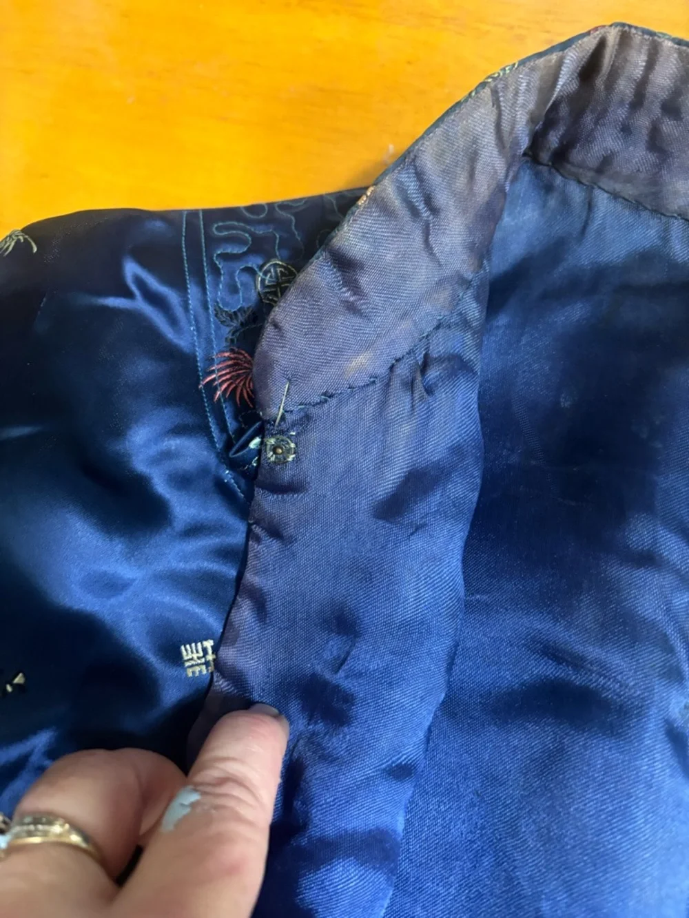 vintage Peony Brand Shanghai China embroidered blue brocade robe - Picture 9 of 13